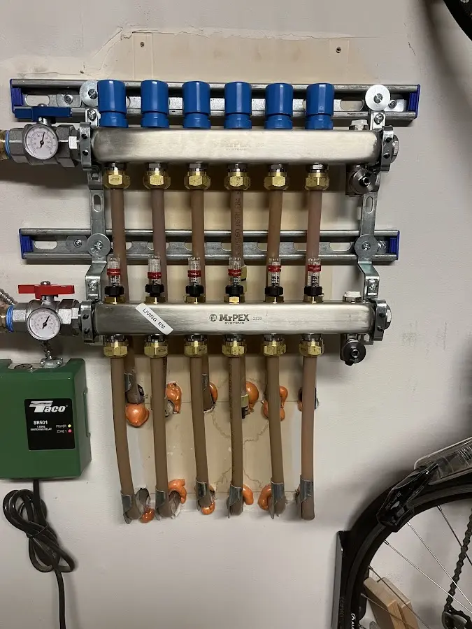 Plumber performing Leak Detection at a residential property in Walnut Park